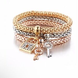 3 Piece Romantic Lock & Key Stackable Bracelet Set - Stretchable